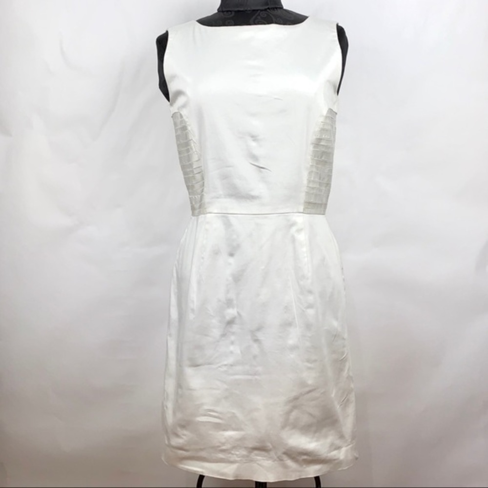Gianni Bini Zipper white dress size 6
